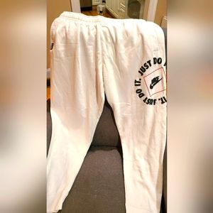 COPY - Nike white sweatpants